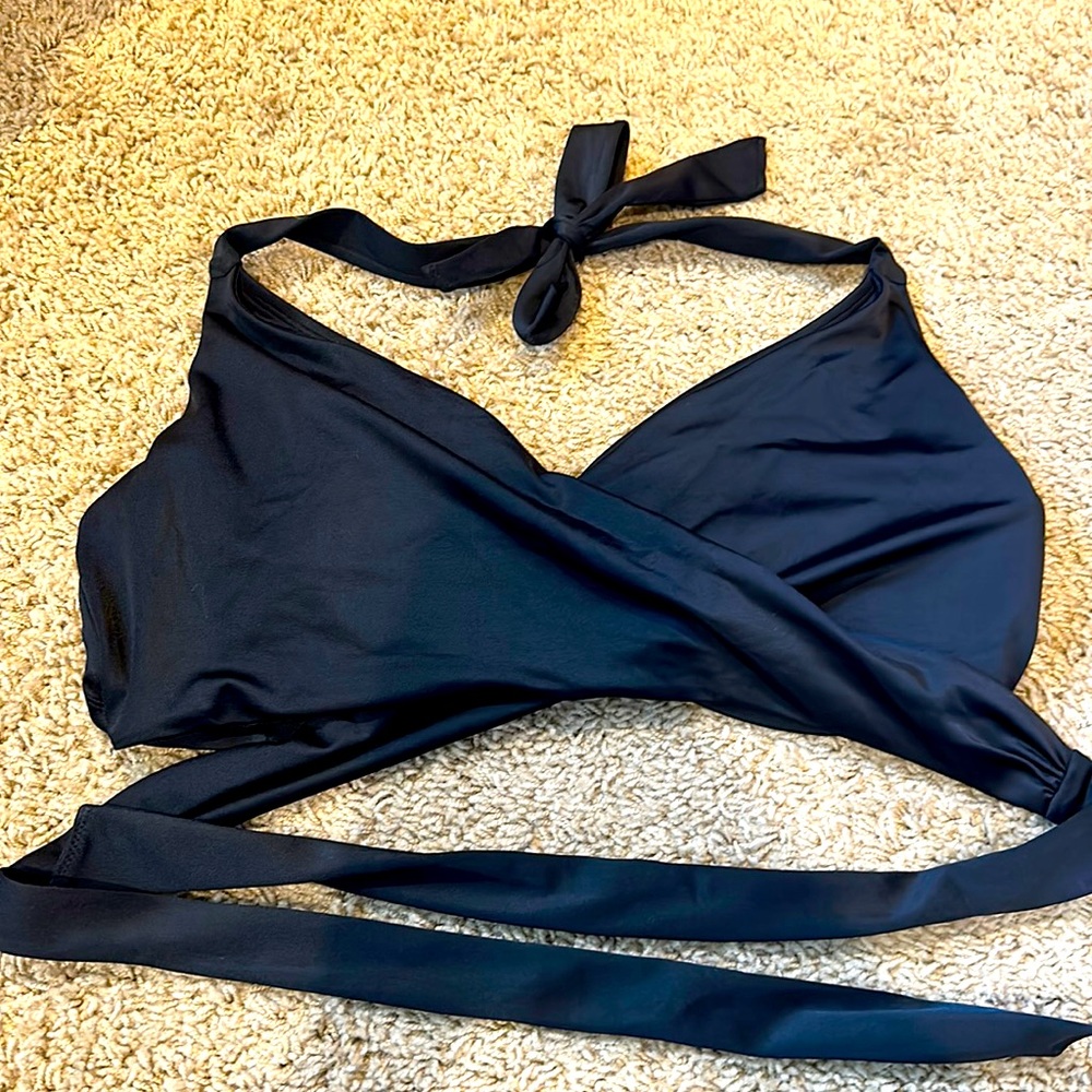 Athleta bikini twist wrap top